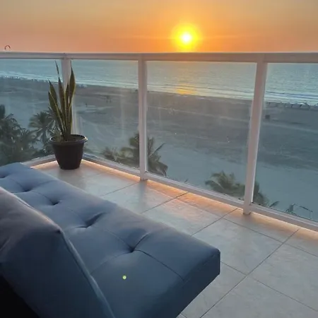 Luxury Apartment, Sector Morros, Vista Y Salida Al Mar Edificio Sunshine Apartamento *